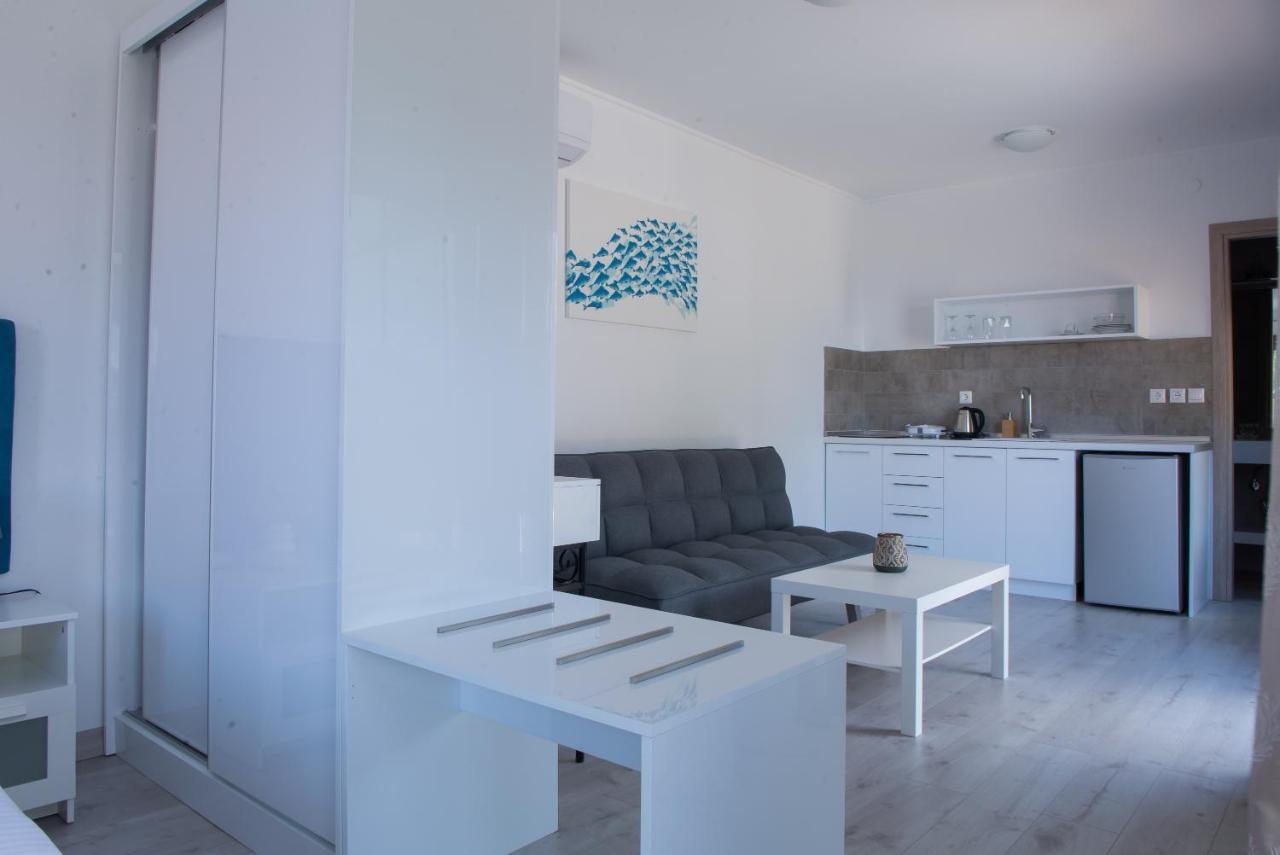 Barbagiannis House Apartment ออร์โมส ปานากีอาส ภายนอก รูปภาพ